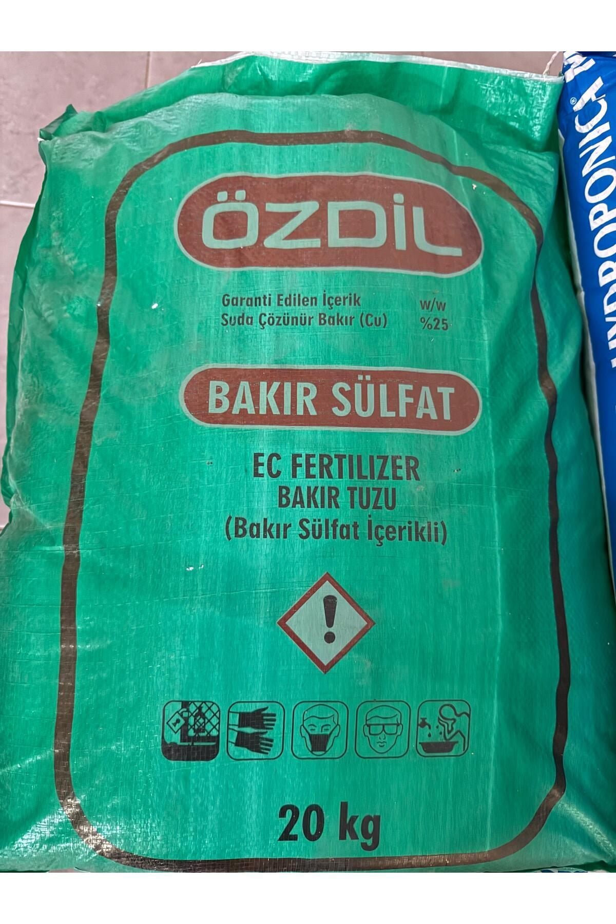 Özdil Kristal Göztaşı Bakır Sülfat | %100 Saf Yosun Giderici ve Havuz Temizleyici 20 KG