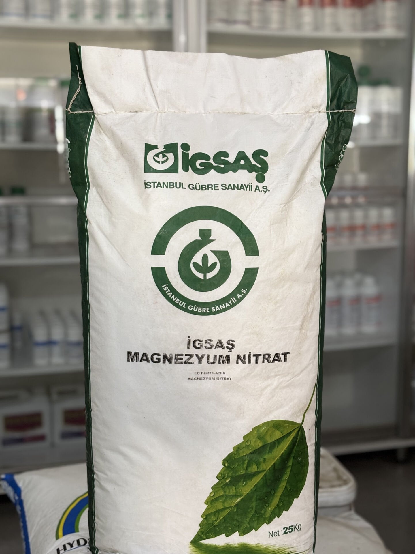 İGSAŞ Magnezyum Nitrat Gübre – 25 KG | Yaprak Sararması, Kloroz ve Gelişim Geriliğine Karşı Etkili Magnezyum ve Azot Desteği