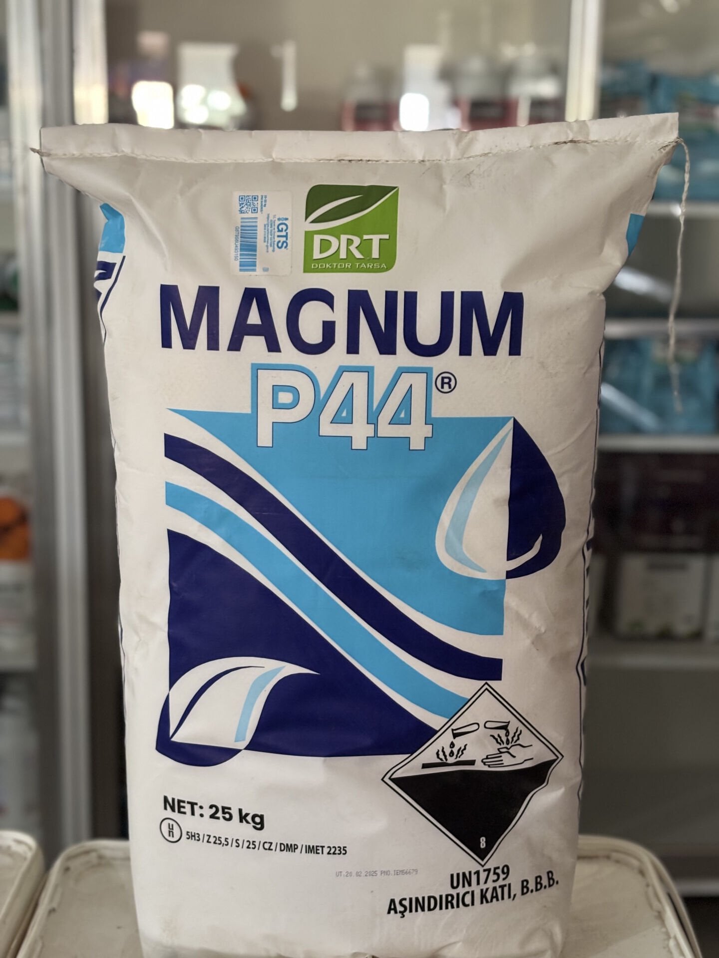Doktor Tarsa Magnum P44 Üreli Fosfor | Yüksek Fosforlu Kristal Gübre 25 KG