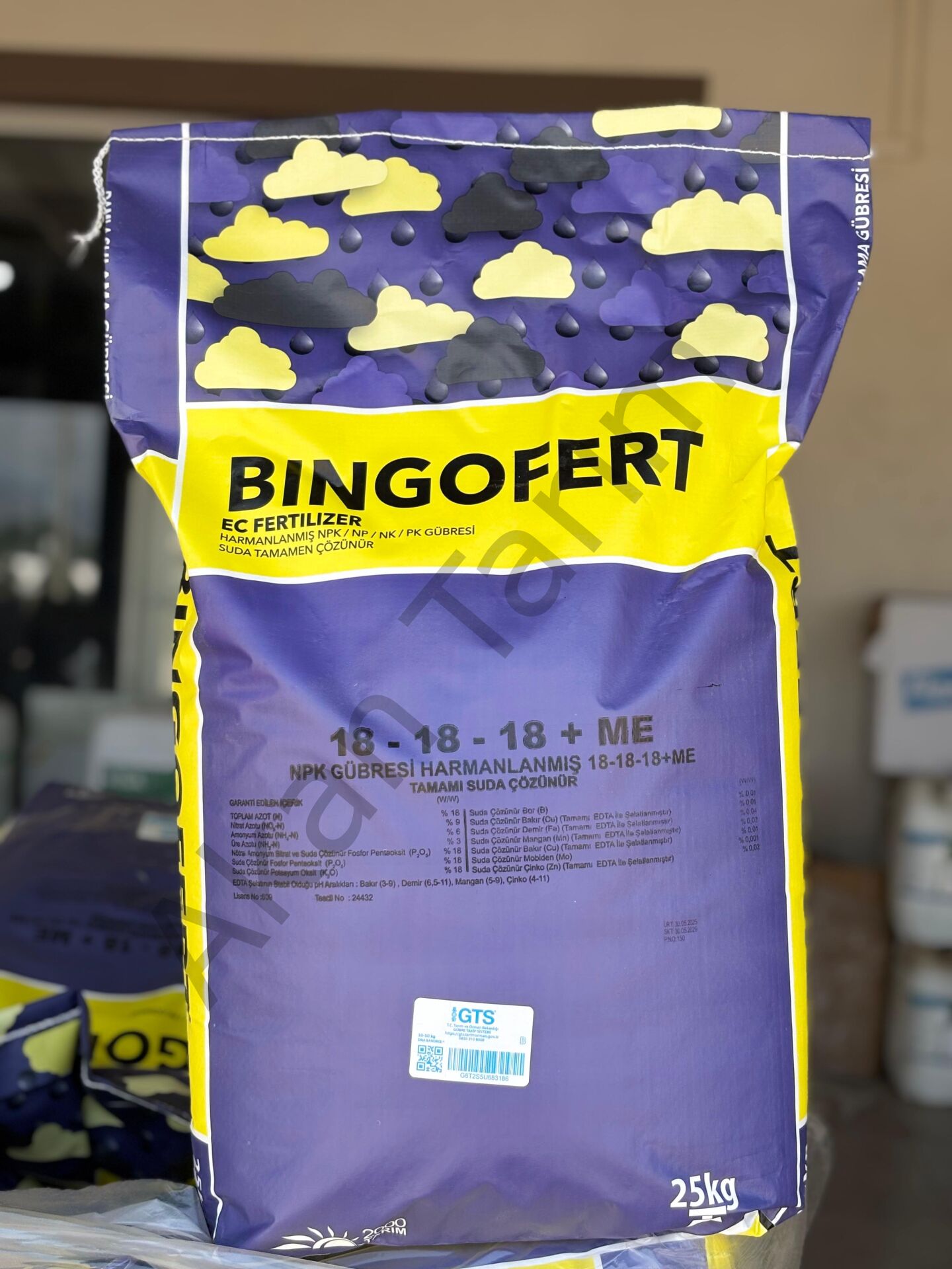 2000 Tarım Bingofert 18-18-18 + ME Klorsuz Dengeli NPK Damlama Gübresi – 25 Kg