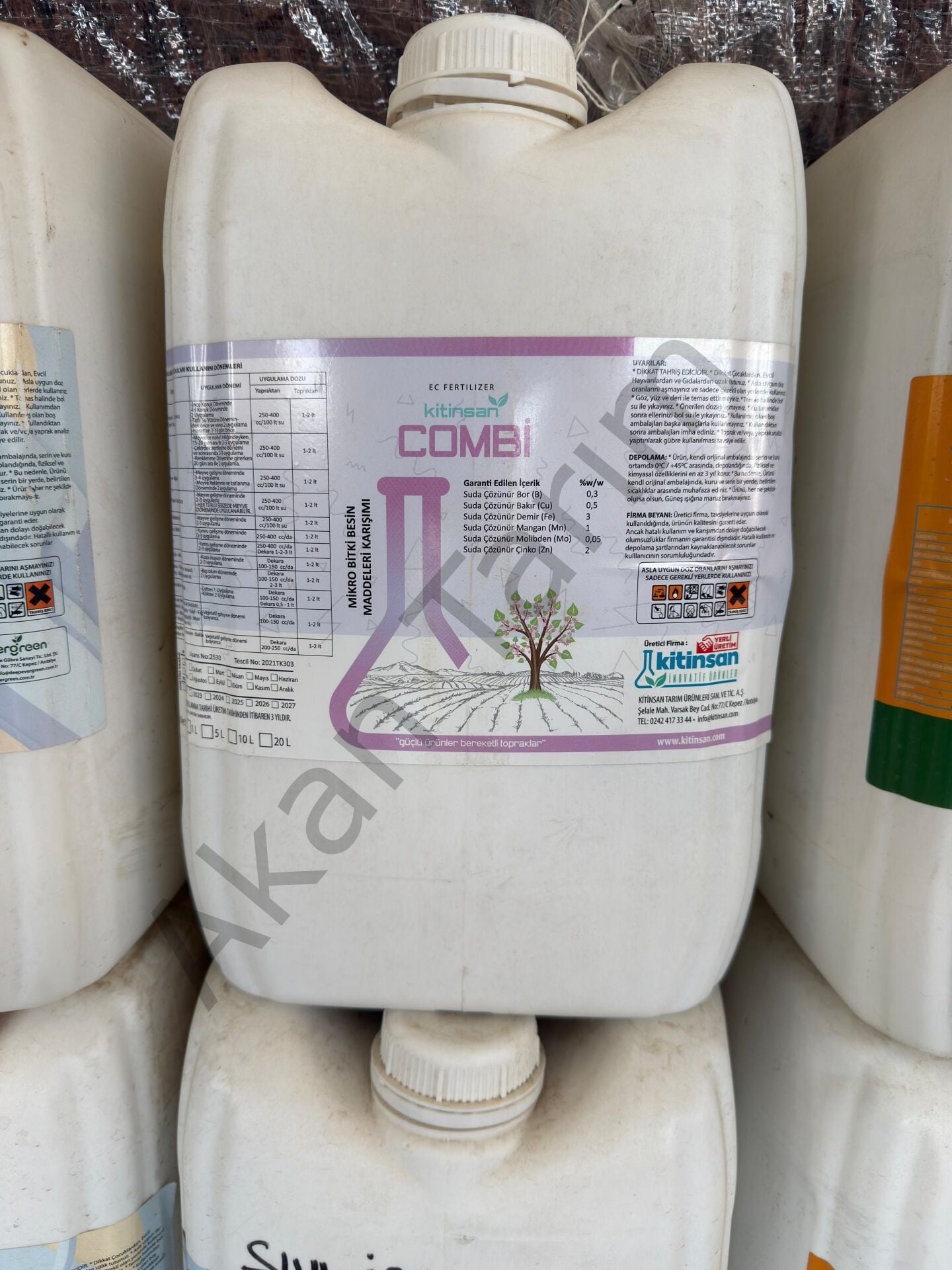 Kitinsan Sıvı İzelement COMBİ Mikro Bitki Besini Karışımı 20 Litre