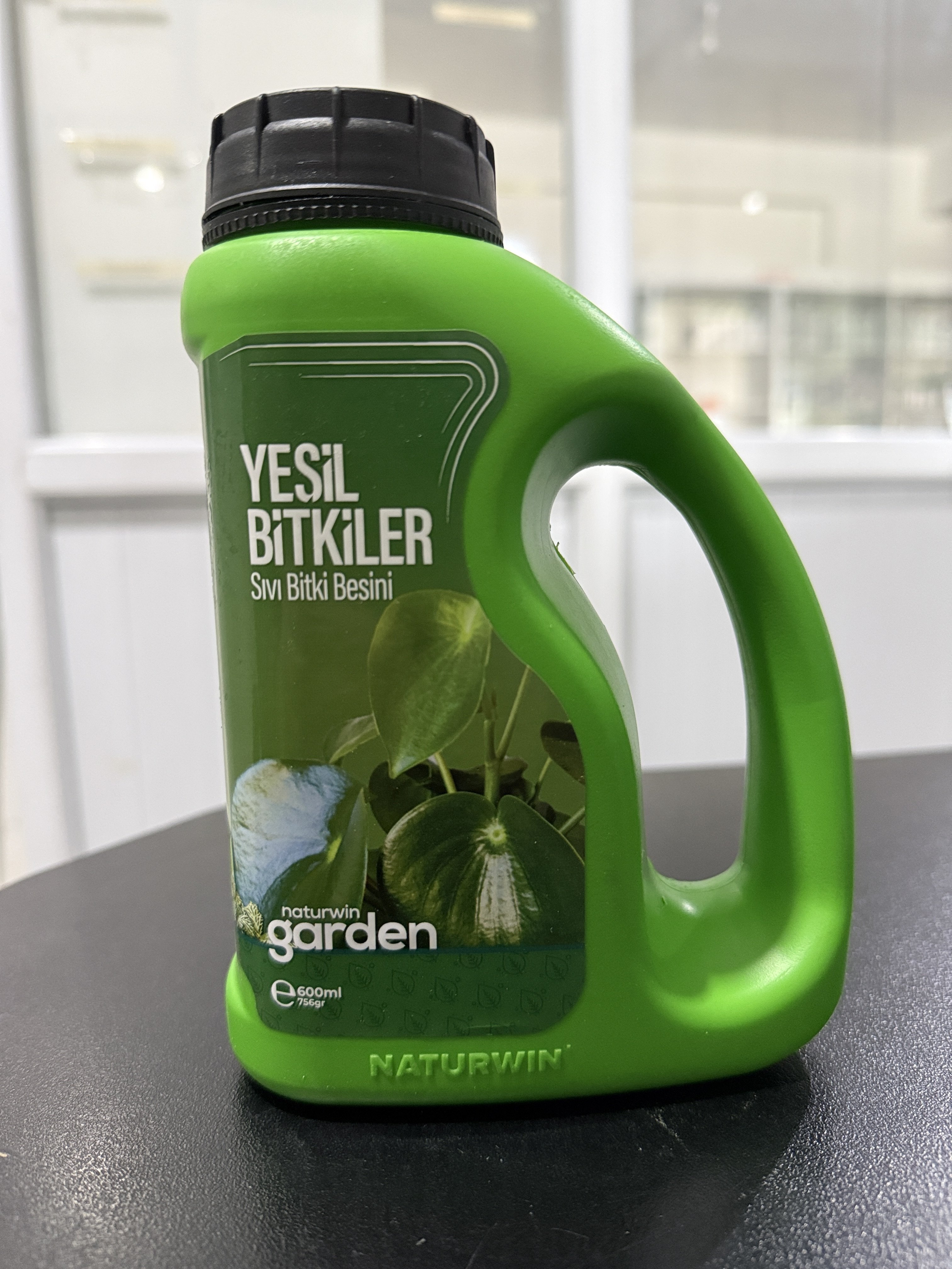 Naturwin Garden Yeşil Bitkiler İçin Sıvı Bitki Besini – Yaprak Gelişim Destekleyici | 600 ml